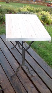 recupfactory pau décoration vintage bois palette table bistrot vintage pieds fonte et bois palette de récupération