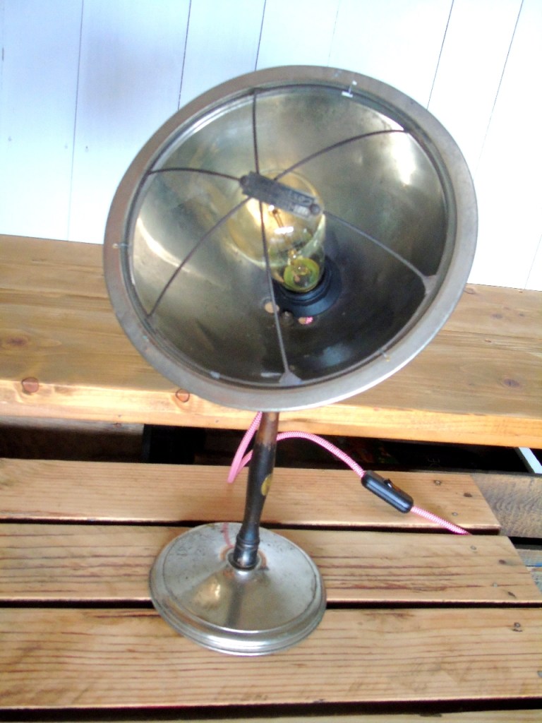 lampe de chauffage toilectro relookee lampe d'ambiance ampoule edison pied en bois luminaire vintage recupfactory