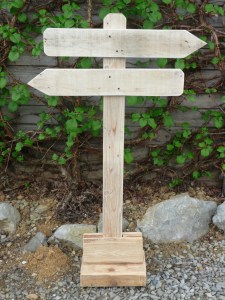 bois palette decoration signaletique customisation sur mesure personnalisation location vintage creation recup