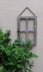 décoration murale extérieure cage oiseau et fenêtre