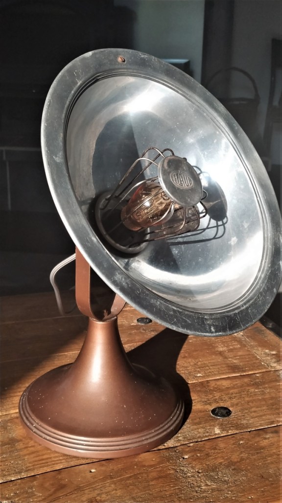 chauffage elaul logo lampe indus parabole grille deco vintage