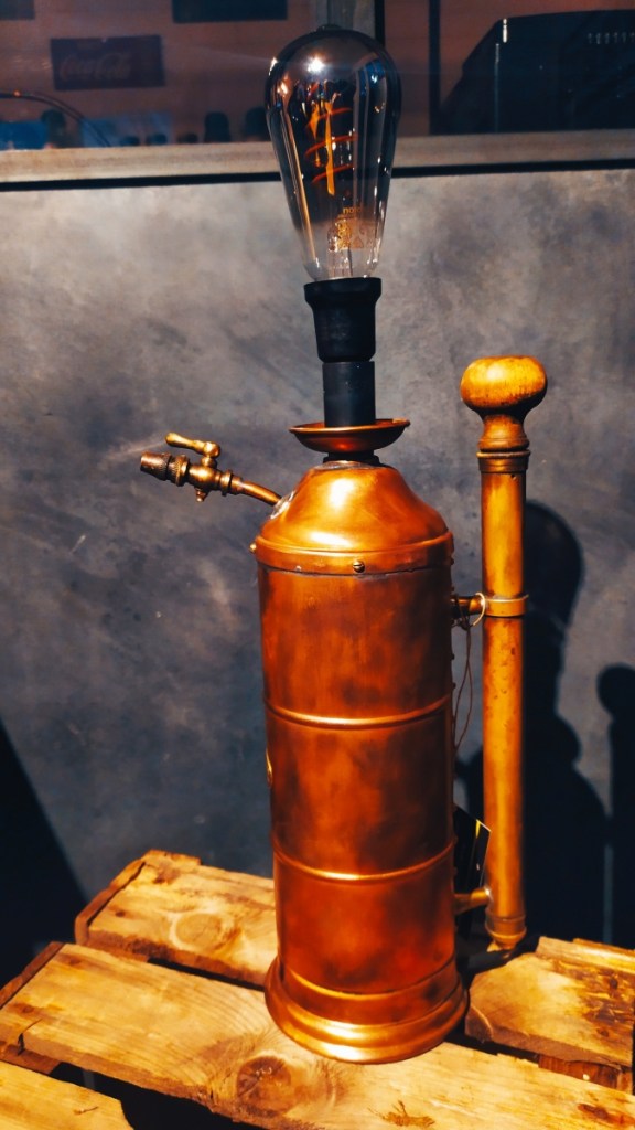 pulvérisateur cuivre lampe rétro déco vintage loft indus